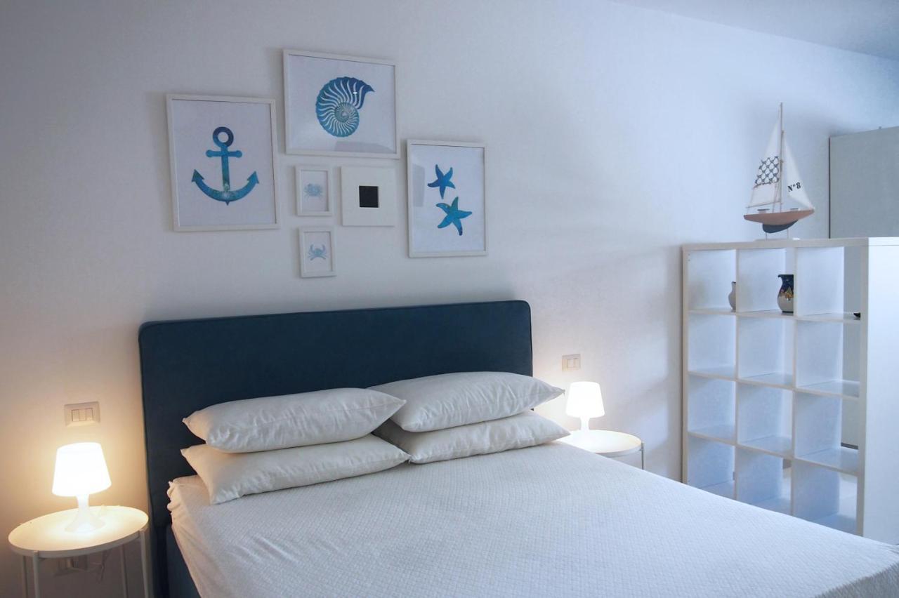 Le Rose Beach & Suites Appartamenti Fronte Mare A Villarosa Мартинсикуро Экстерьер фото